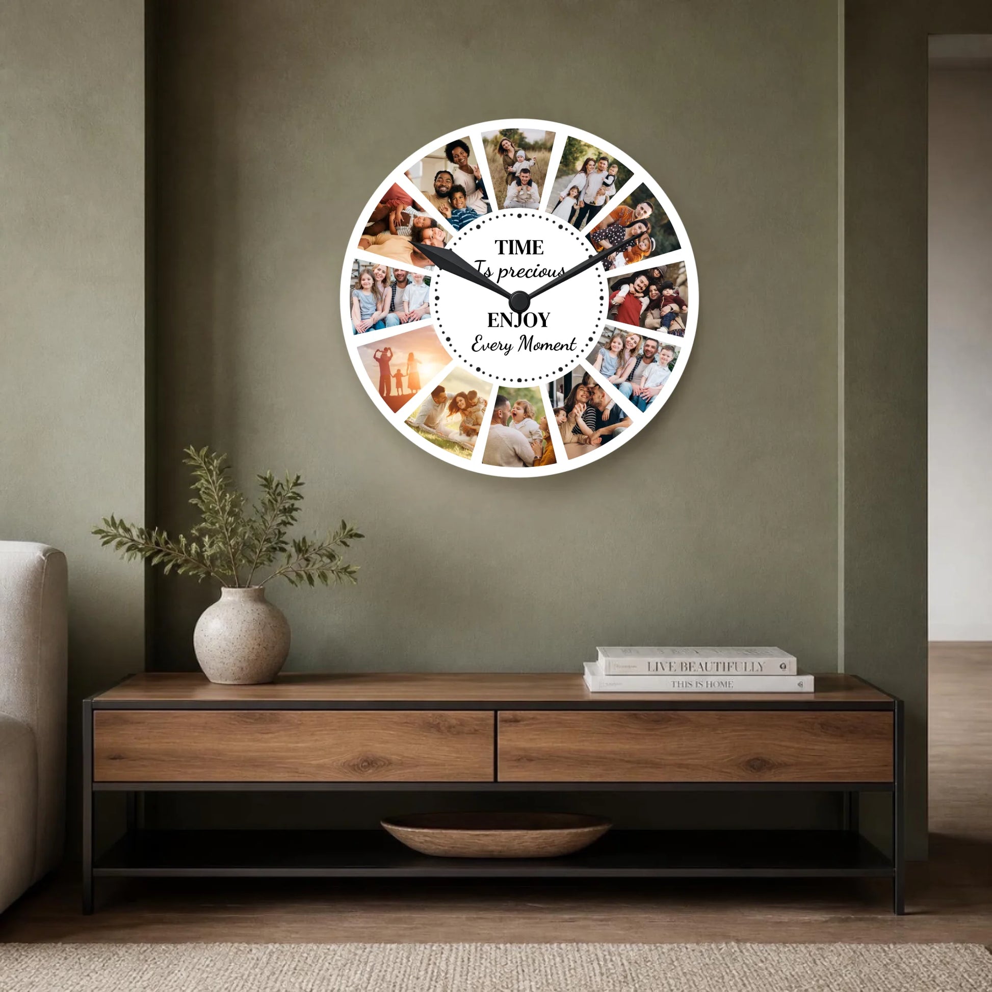 Clock Mockup (2)