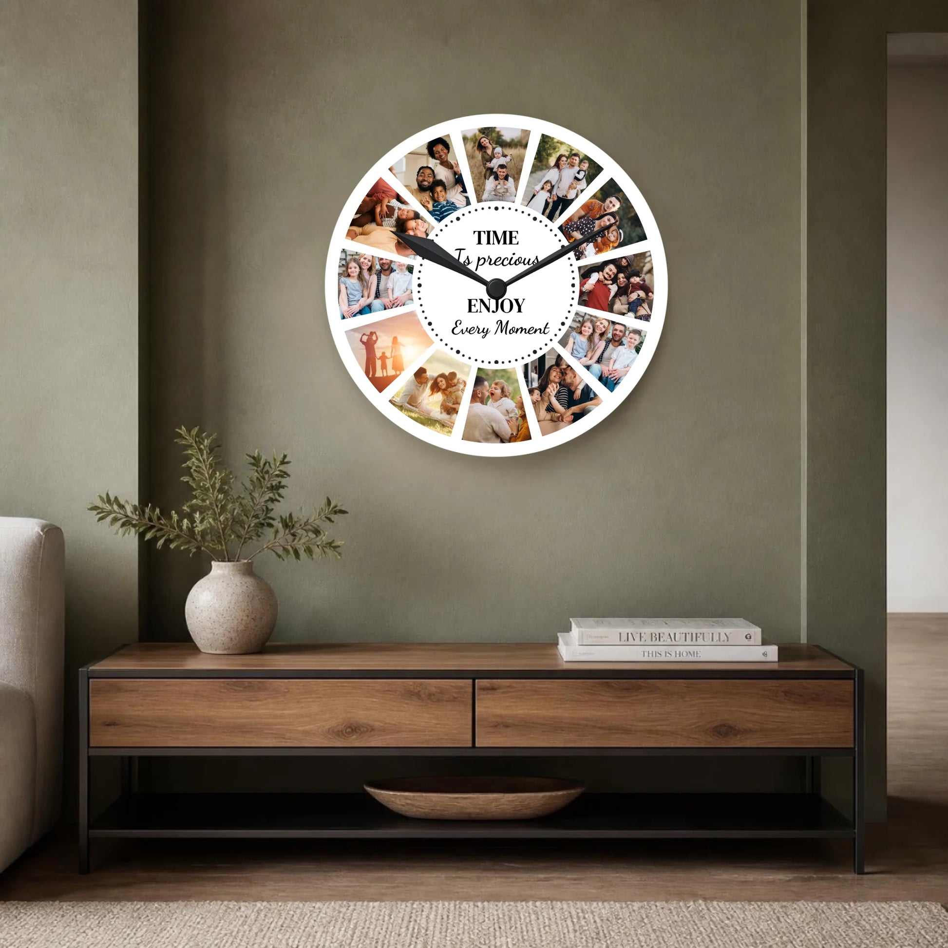 Clock Mockup (2)