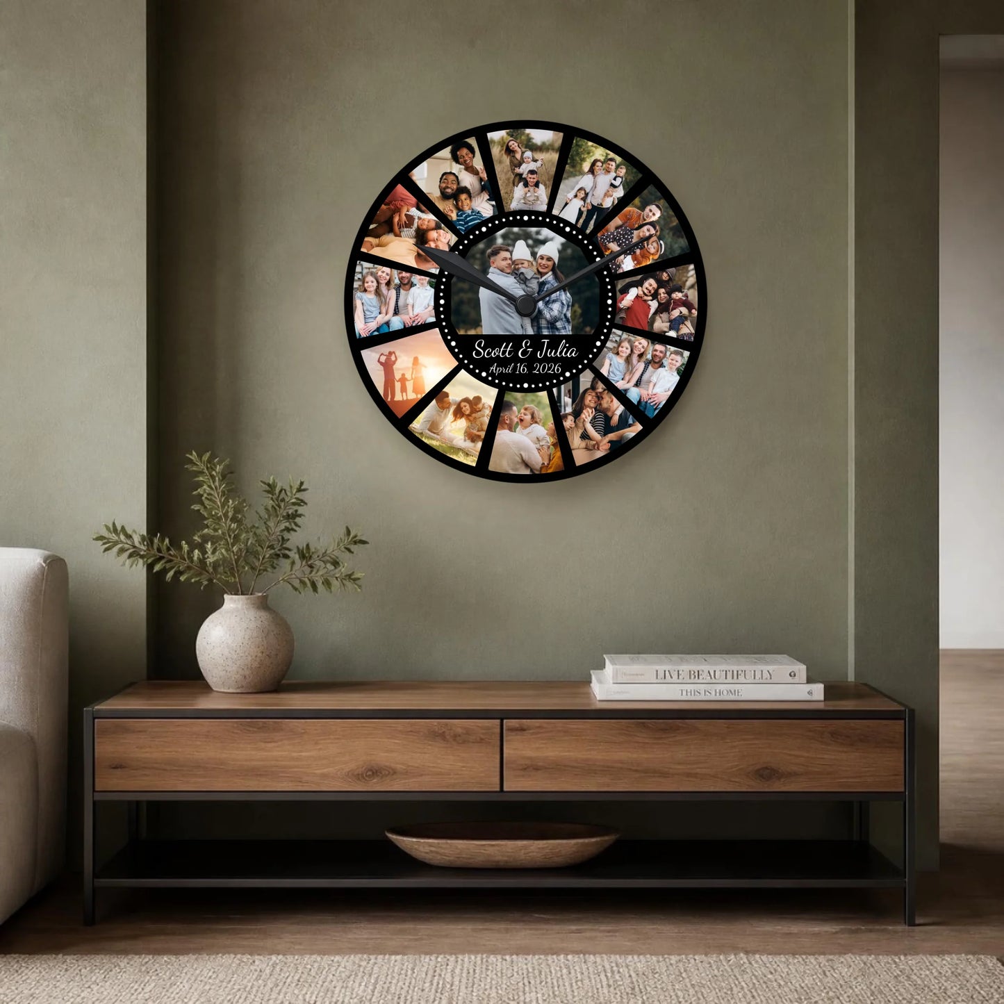 Clock Mockup (2)